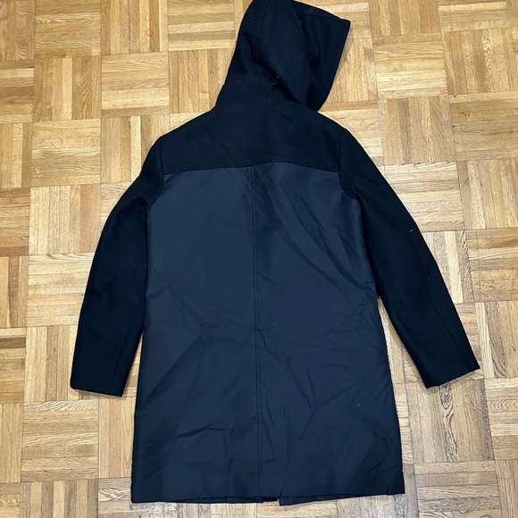 Theory coat size small - Picture 2 of 5